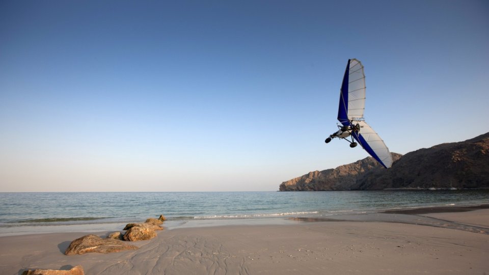 Oman Luxury Family Travel Microlight