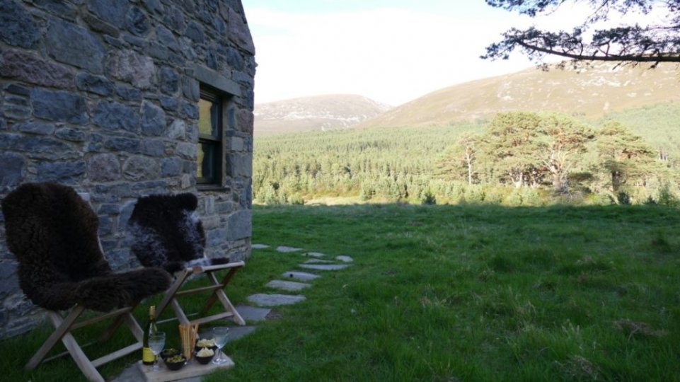 Scottish Highlands Family Holiday Niche Traveller Nature Travel Cozy