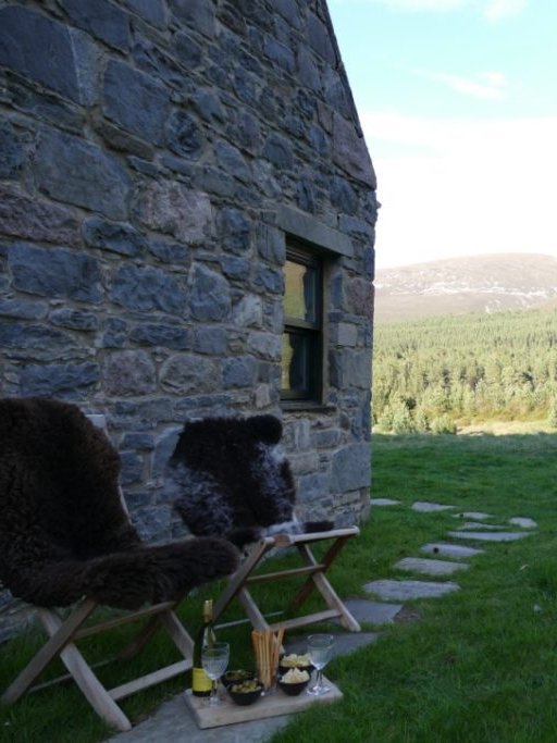 Scottish Highlands Family Holiday Niche Traveller Nature Travel Cozy