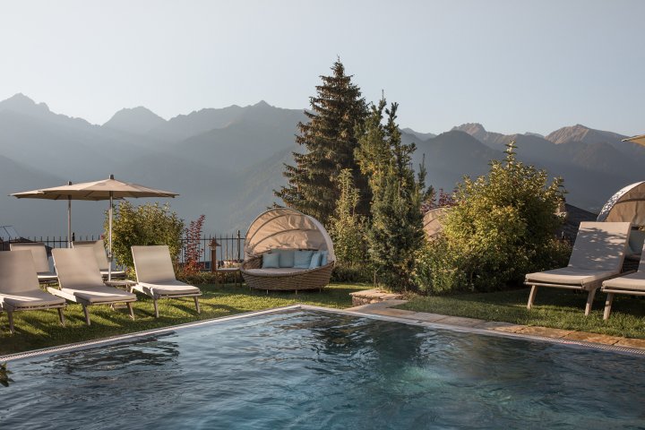 Familienurlaub in den bergen schlosshotel fiss pool
